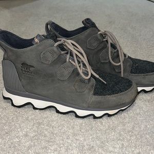 Womens sorel sneaker